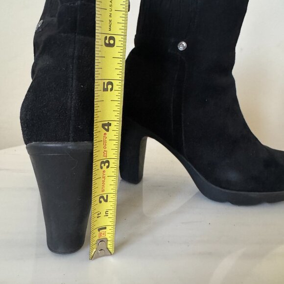 Blondo Loann Ankle Booties, AquaProtect Black Suede, Size 7.5 - Picture 15 of 15